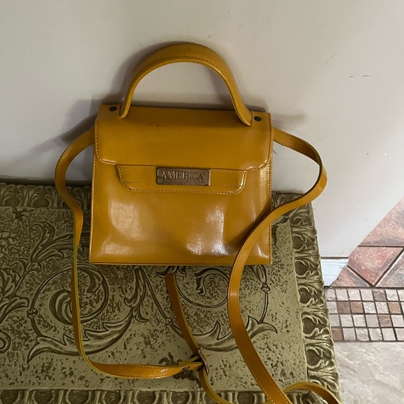 AUTHENTIC RETRO STYLE PURSE. - Picture 2 of 4